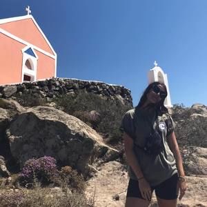 Meet your Posher, Saveria